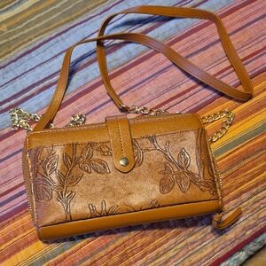 Crossbody Wallet Tan Embossed